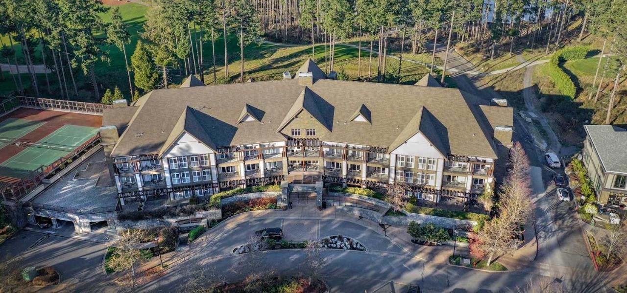 Fairways Hotel On The Mountain Langford Bagian luar foto